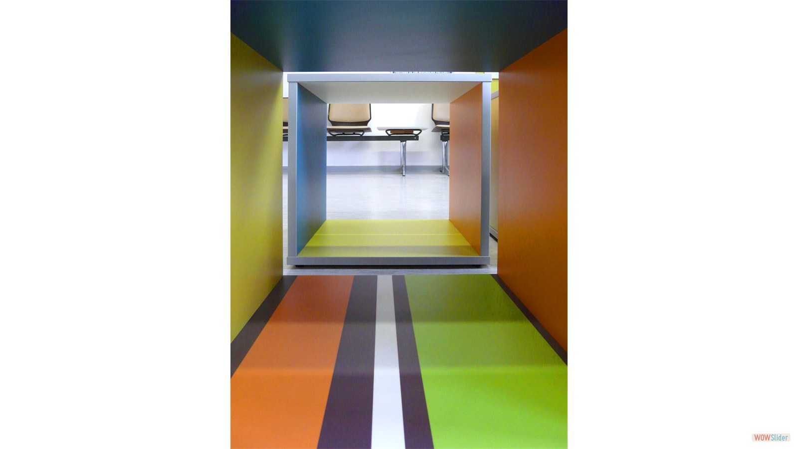 Innenarchitektur Praxis Warteraum 3 Raumkontrast